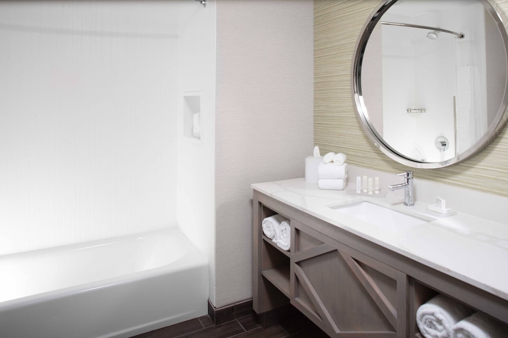 Courtyard by Marriott Jekyll Island - photo 28