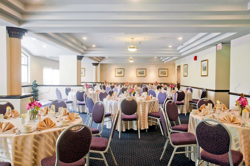 The Inn at Longwood Medical - photo 30