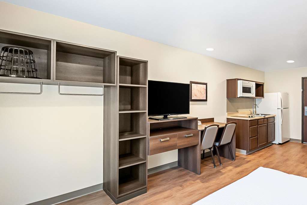 WoodSpring Suites Reno Sparks - photo 14