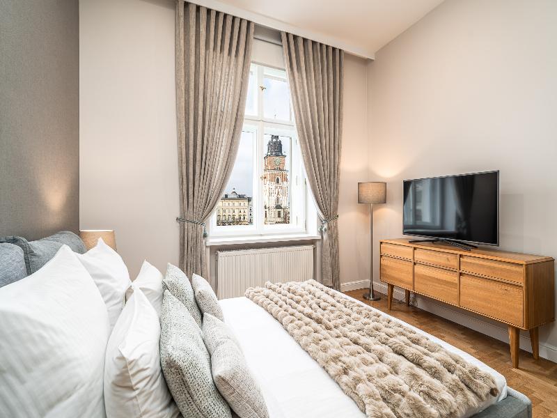Venetian House Market Square Aparthotel — 4-Star Luxury Hotel in Krakow, Poland