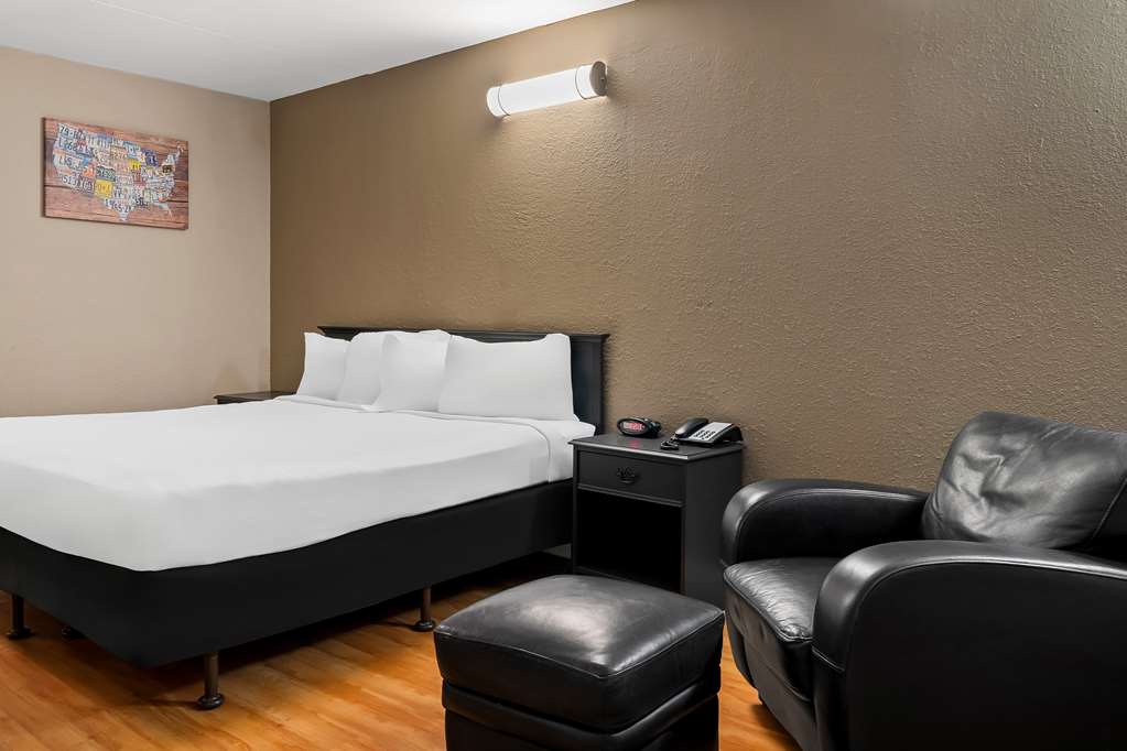 Americas Best Value Inn Danville - photo 12