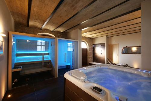 Borgo Degli Angeli Resort e Spa — 4-Star Luxury Hotel in Megliadino San Vitale, Italy