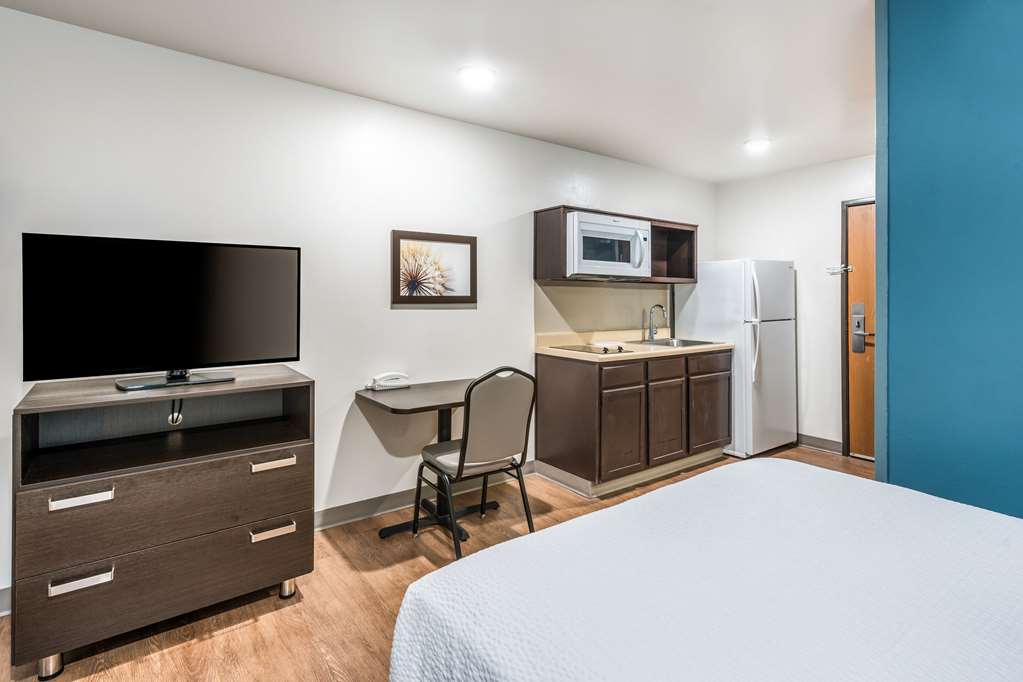 WoodSpring Suites Columbus West Hilliard - photo 20