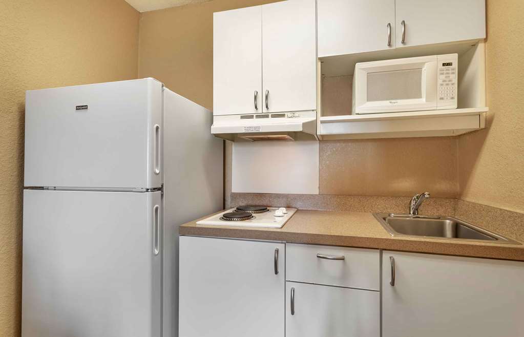 Extended Stay America Suites Washington DC Germantown Town C - photo 25