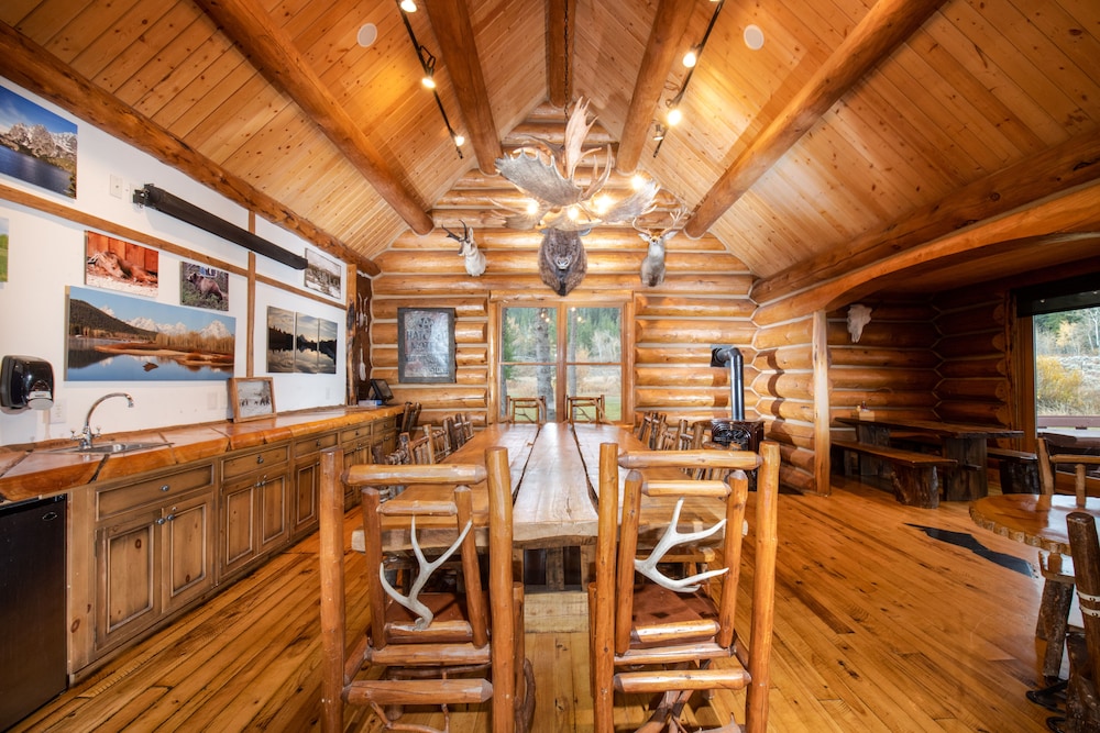Hatchet Resort - photo 29