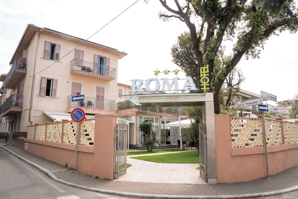 Roma Hotel - carbon neutral hotel in Massa