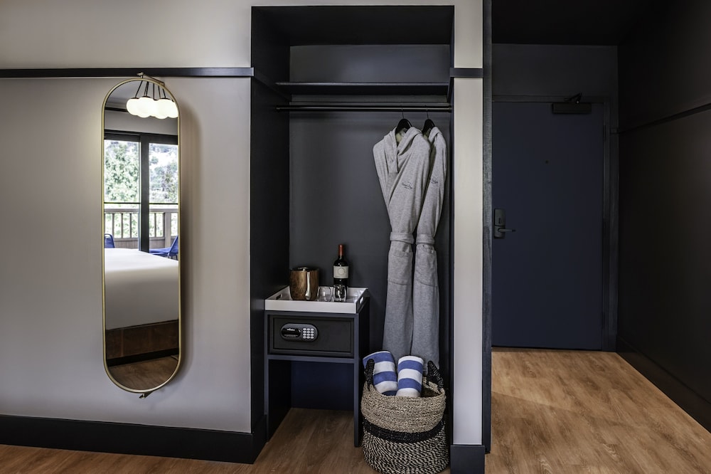 Calistoga Motor Lodge & Spa a JdV by Hyatt Hotel - photo 16