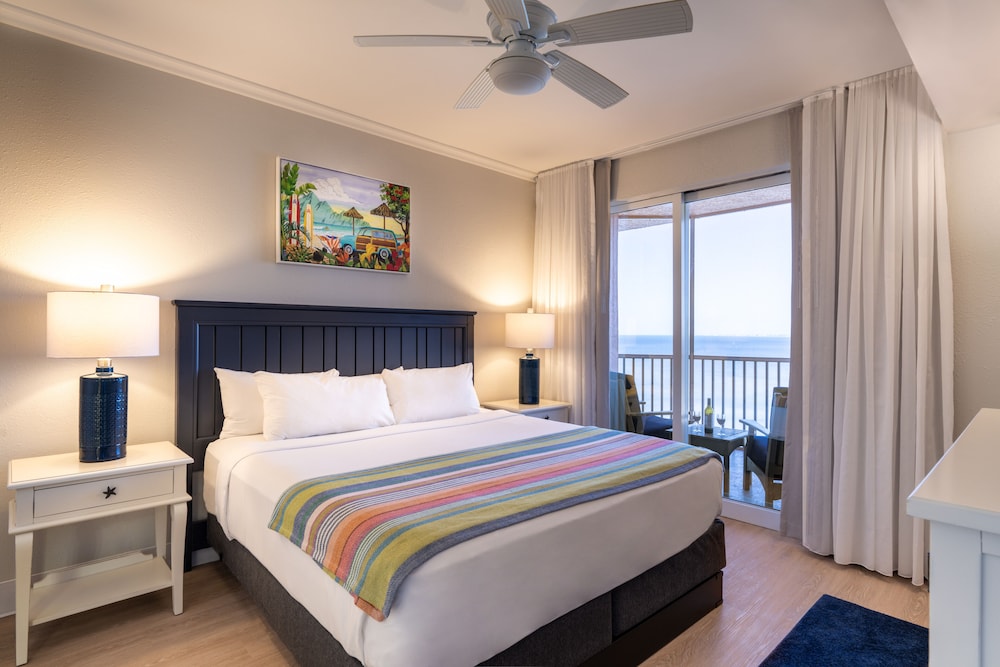 Pink Shell Beach Resort and Marina - photo 9