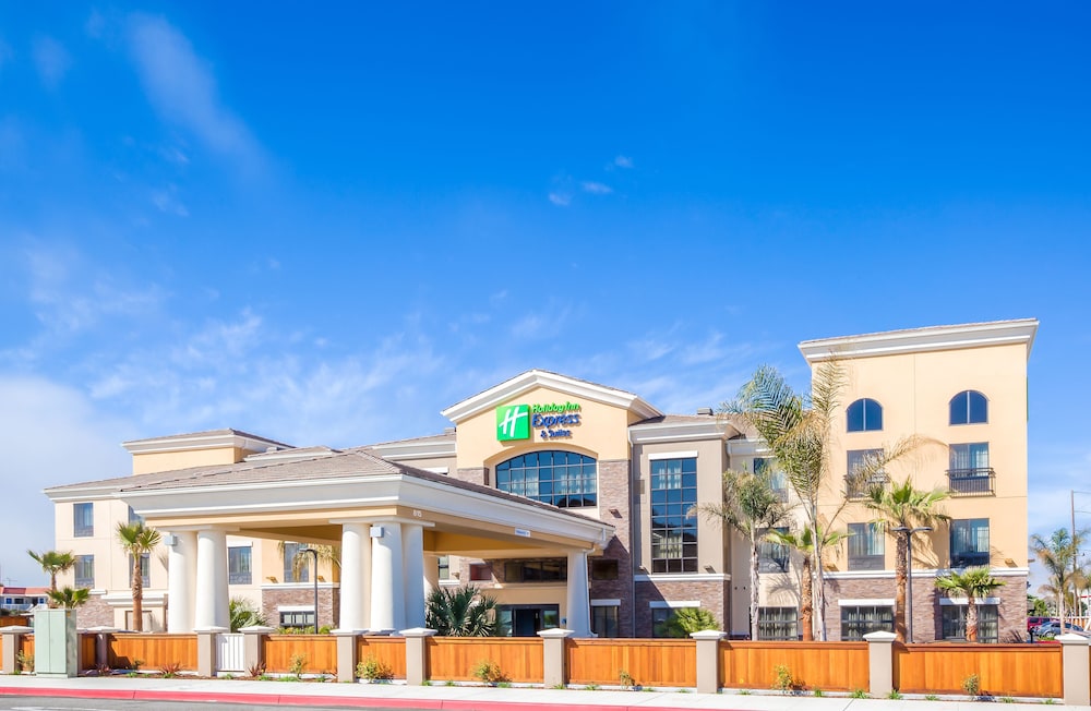 Holiday Inn Express & Suites Eureka by IHG - photo 28