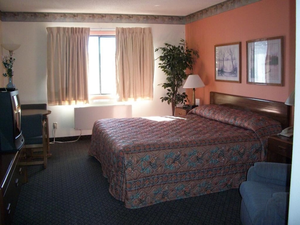 Lodi Valley Suites - photo 11