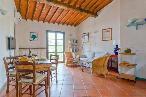 Vinaio a Montefiorile in Gaiole In Chianti, Italy