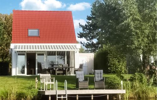 3 Bedroom Cozy Home In Vlagtwedde — 4-Star Luxury Hotel in Vlagtwedde, Netherlands
