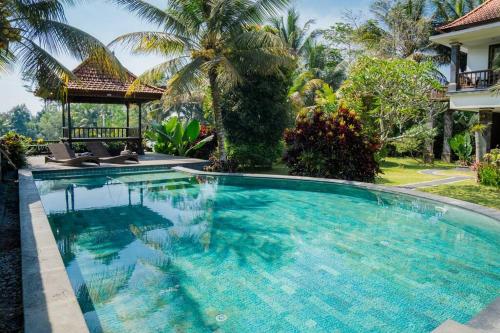 Spacious 2 Bedroom Private Pool Villas — 4-Star Luxury Hotel in Ubud, Indonesia