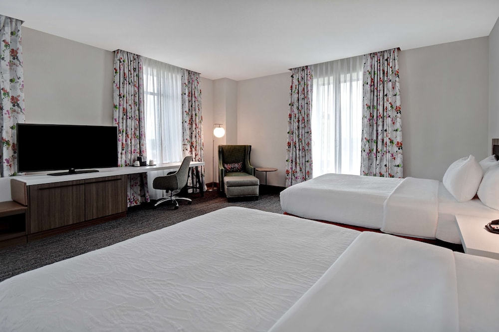 Hilton Garden Inn Kalamazoo - photo 10