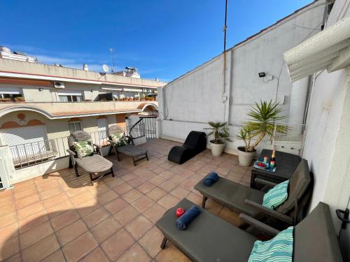 Sea Dreams With Amazing Terrace — Sitges