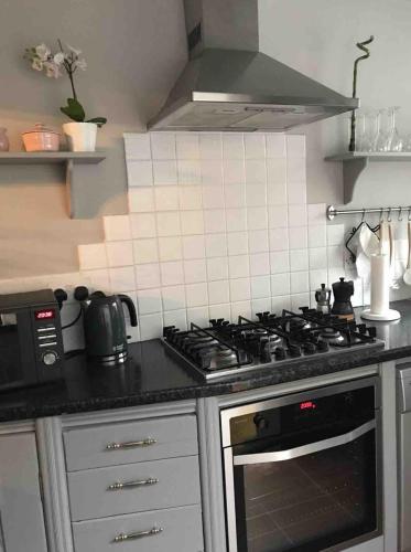Double Bedroom in shared house closer to city center