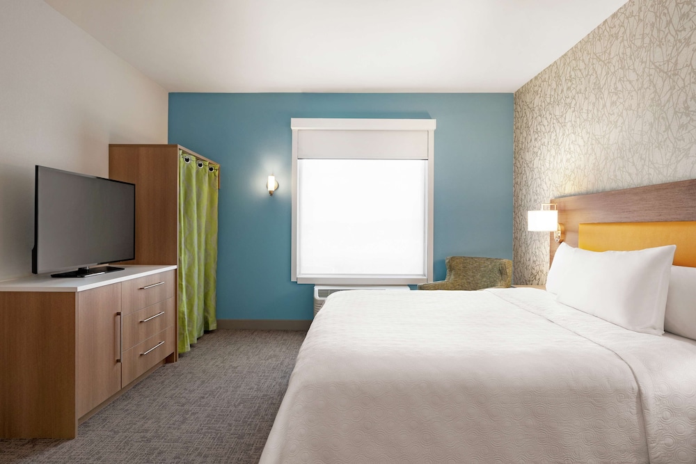 Home2 Suites by Hilton Harrisburg North - photo 14