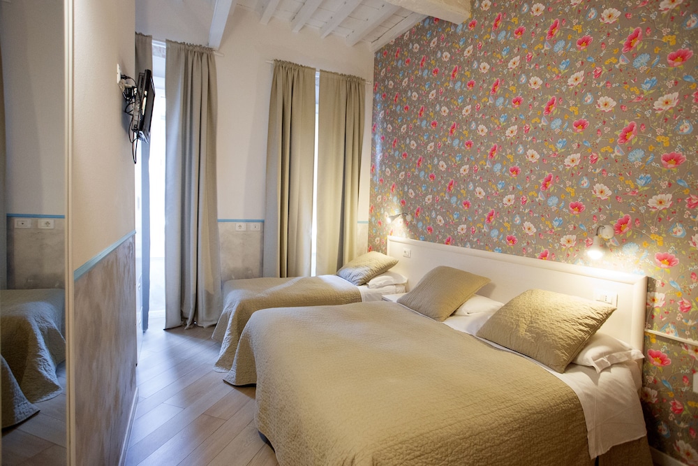 Albergo Bencidormi - last minute hotel in Florence