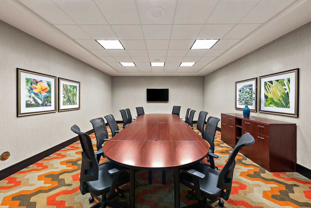 Hilton Garden Inn Findlay - photo 41