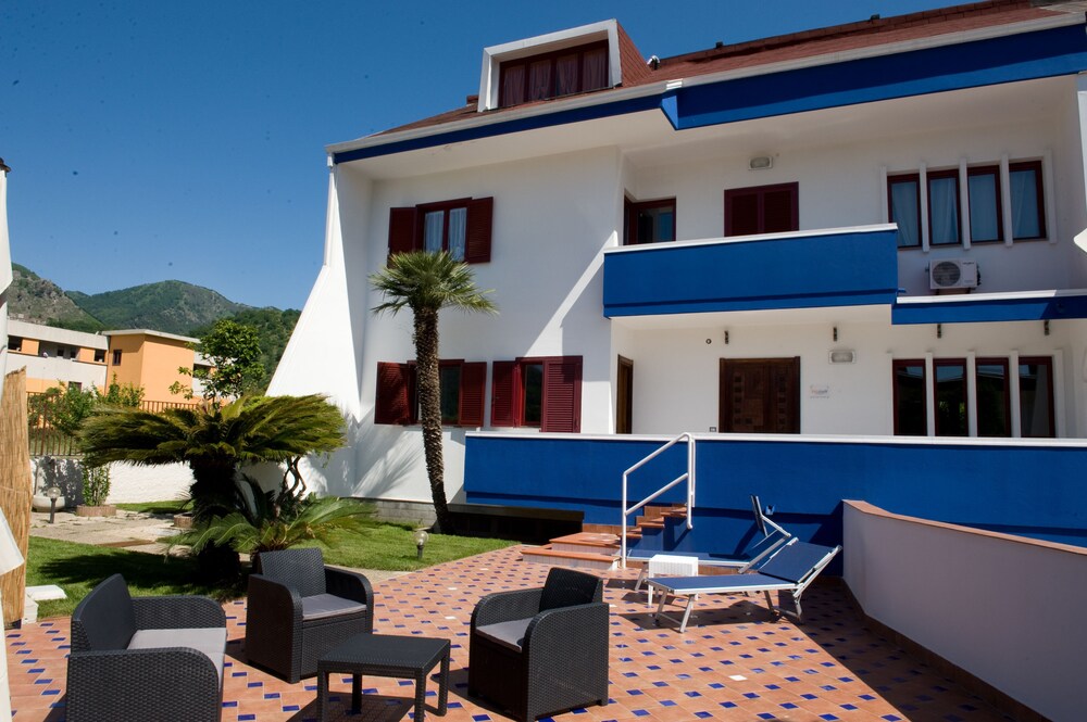Villitaly suite & coffee Salerno — 4-Star Luxury Hotel in Baronissi, Italy