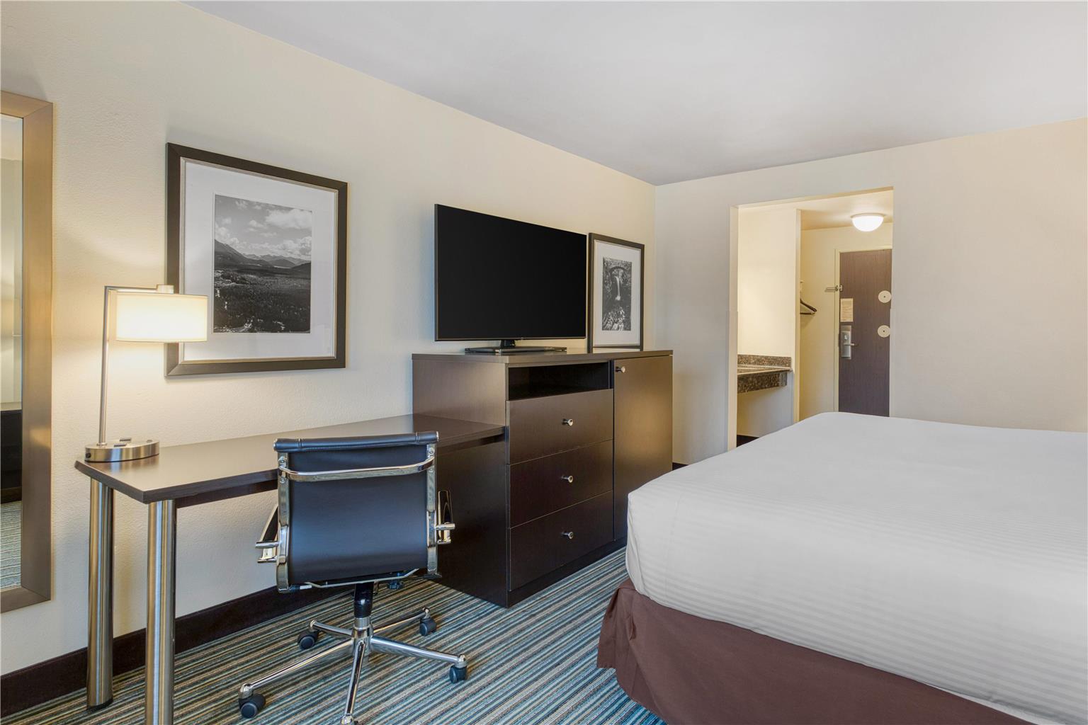 Best Western Alderwood - photo 28