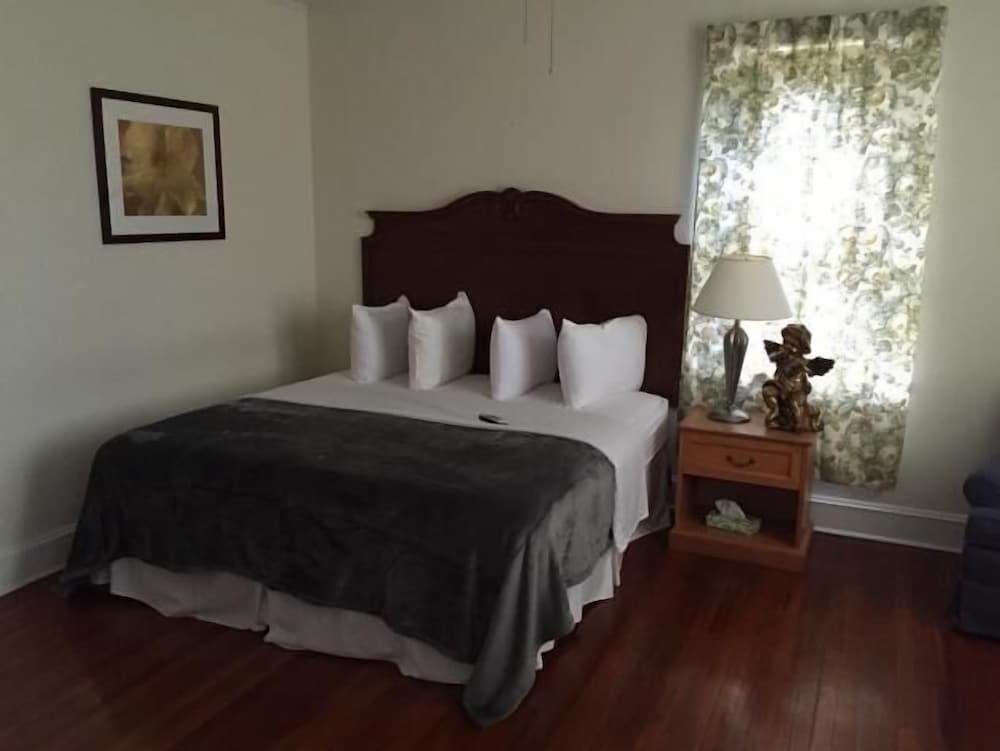 Putnam Lodge Hotel and Spa - photo 20