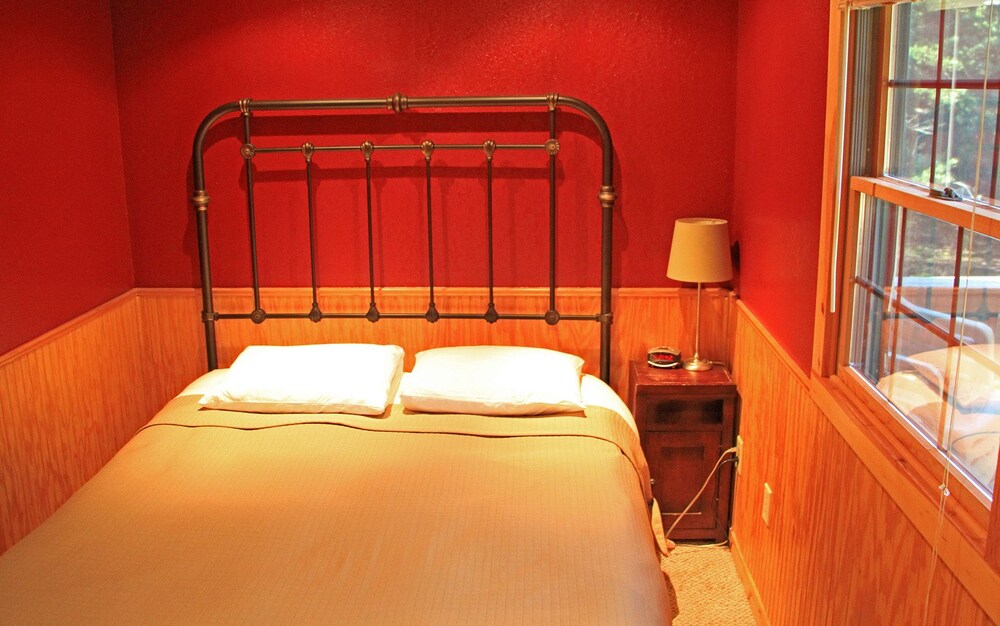 Acorns Resort - photo 8
