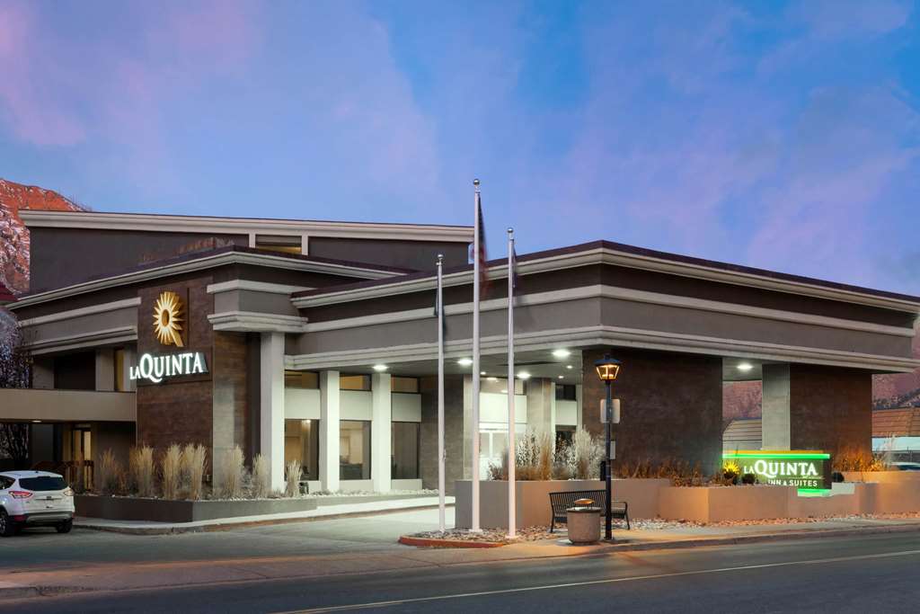 La Quinta Inn & Suites by Wyndham Glenwood Springs - photo 2