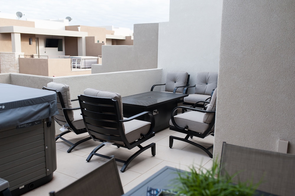 Town Center Resort - photo 633