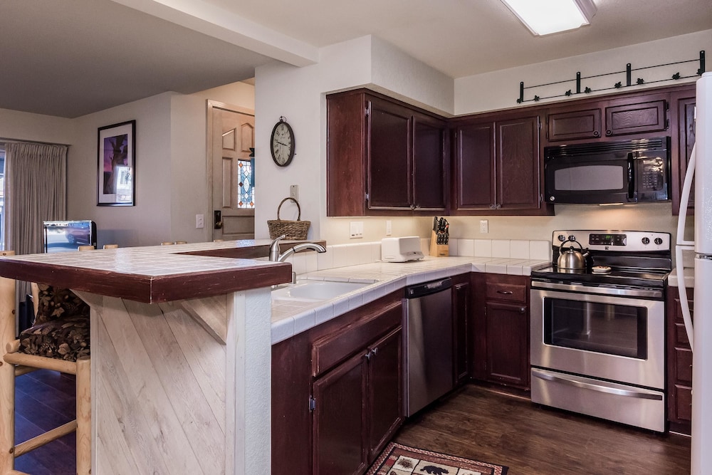 Snowcreek 613 Phase IV - photo 13