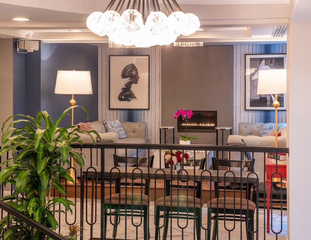 West End Washington DC Tapestry Collection by Hilton - photo 22