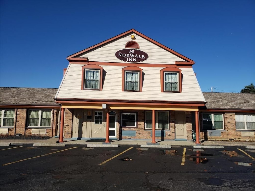 Norwalk Inn - photo 16