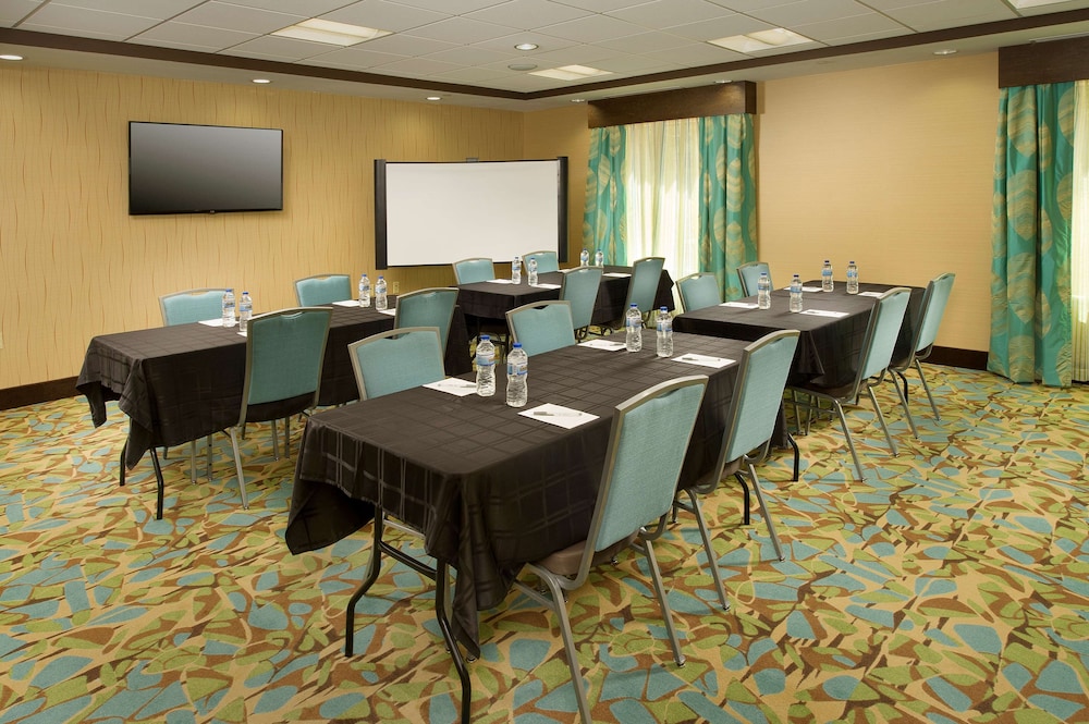 Hampton Inn Lake Charles - photo 38