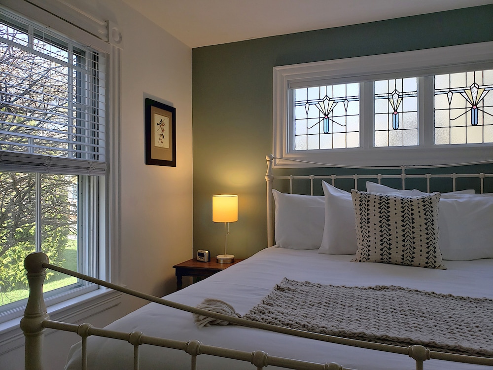 Sand Bar Cottage Inn - photo 15