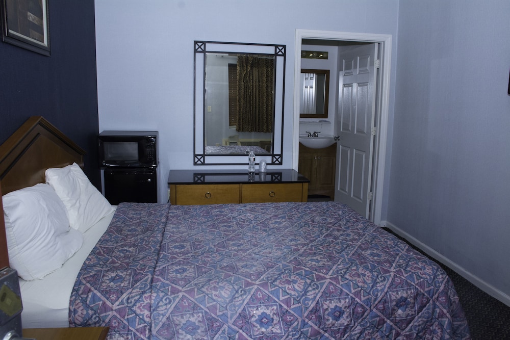 At 9 Motel - photo 6