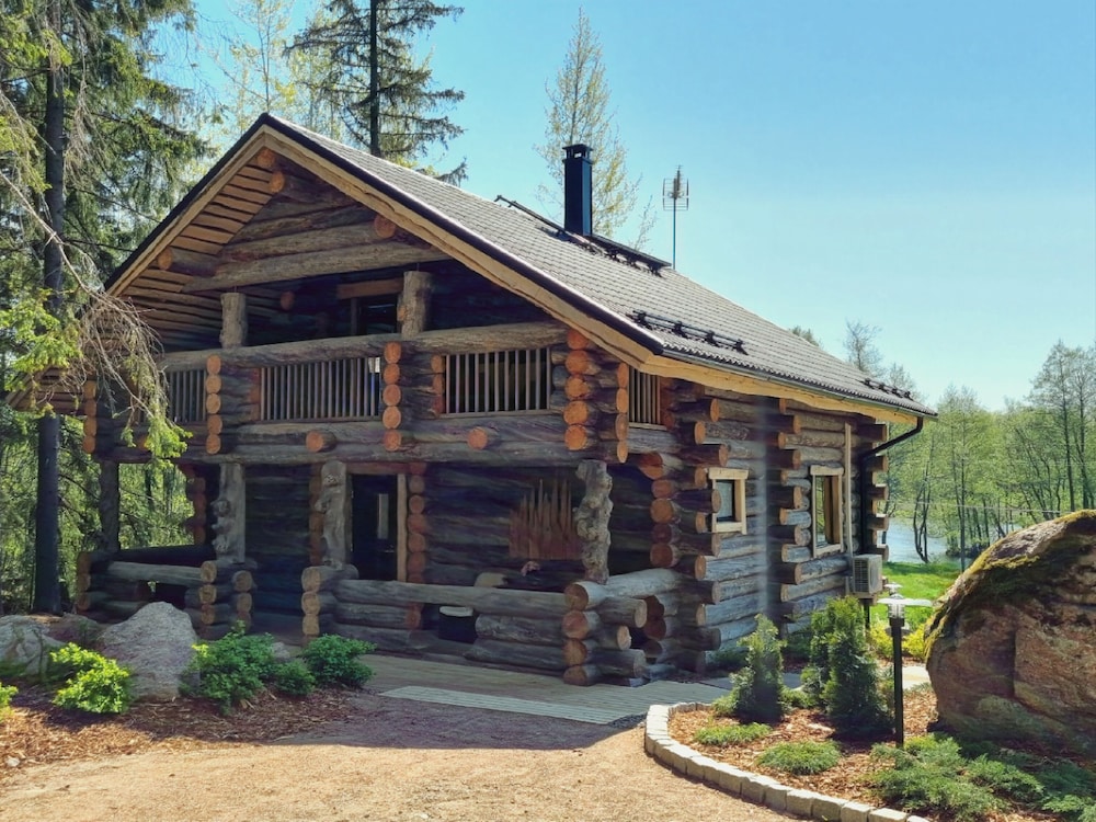 Villa Kaunisvirta — 4-Star Luxury Hotel in Pyhtaeae, Finland