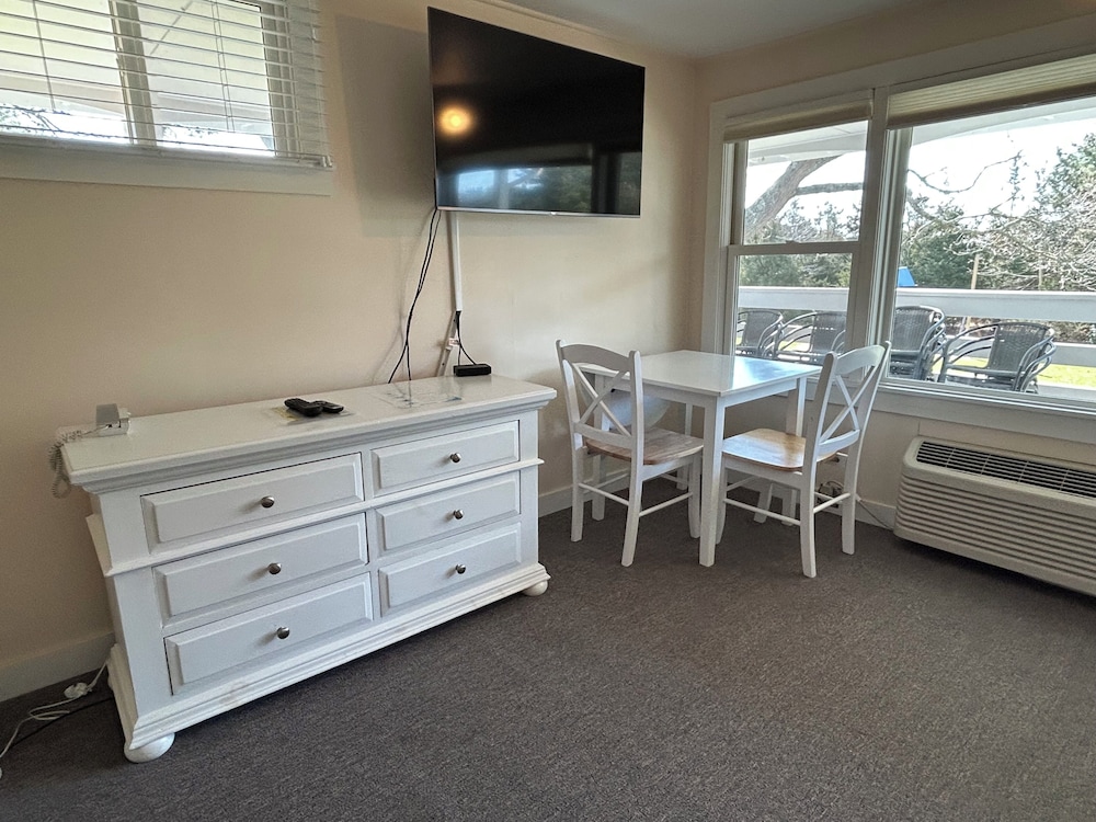 The Island Inn on Martha's Vineyard - photo 108