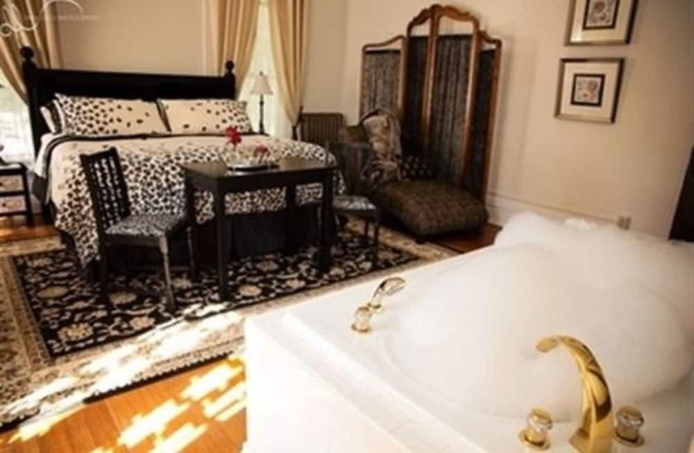 Michael's Mansion - photo 20