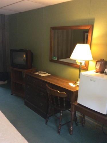 Seagate Motel - photo 2