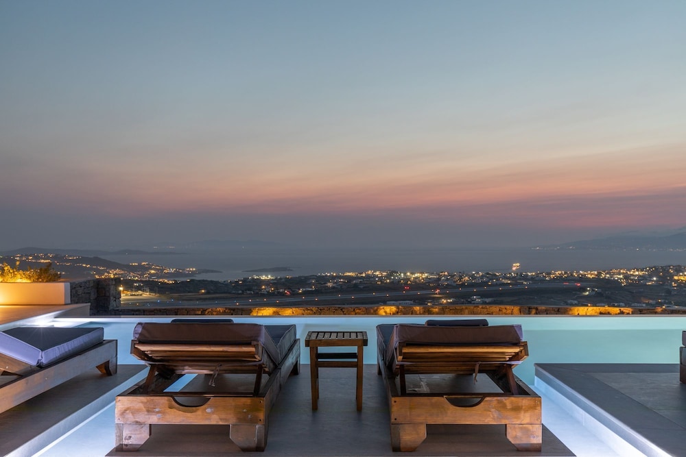 Sunset Hill Suites - last minute hotel in Mykonos