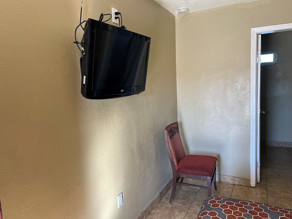 Sai Park Motel - photo 5