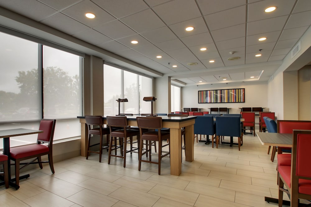 Holiday Inn Express Voorhees Mt. Laurel an IHG Hotel - featured photo