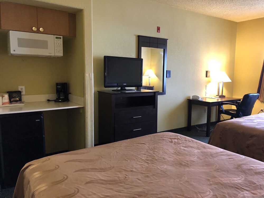 GreenTree Inn Denver Tech Center - photo 13