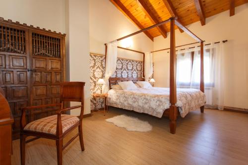 El Bulín De Braojos Casa Marta — 4-Star Luxury Hotel in La Cabrera, Spain