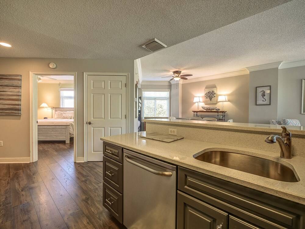 Sea Crest Resort - photo 10