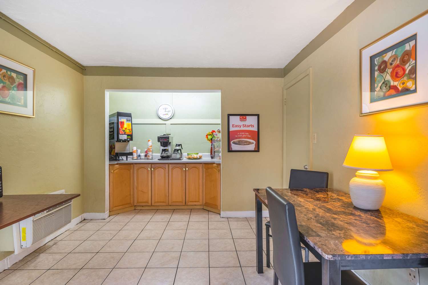 Travelodge by Wyndham Gainesville - photo 17