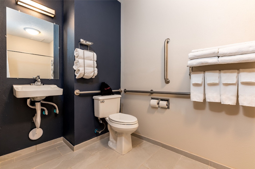 Fairfield Inn & Suites by Marriott Spearfish - photo 17