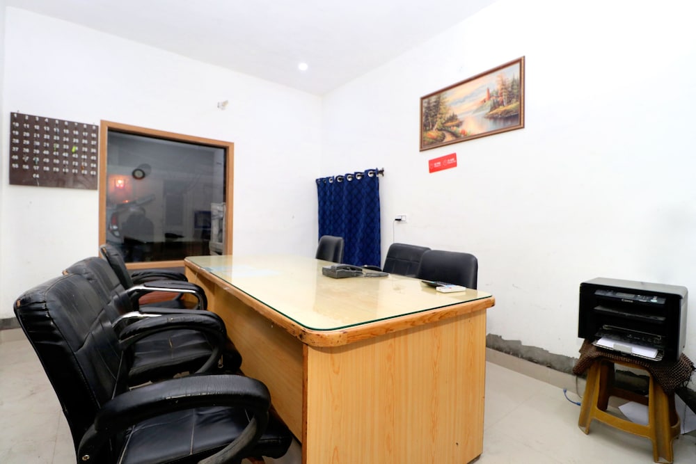 OYO 16734 Sheela Stays — hotel in Ludhiana