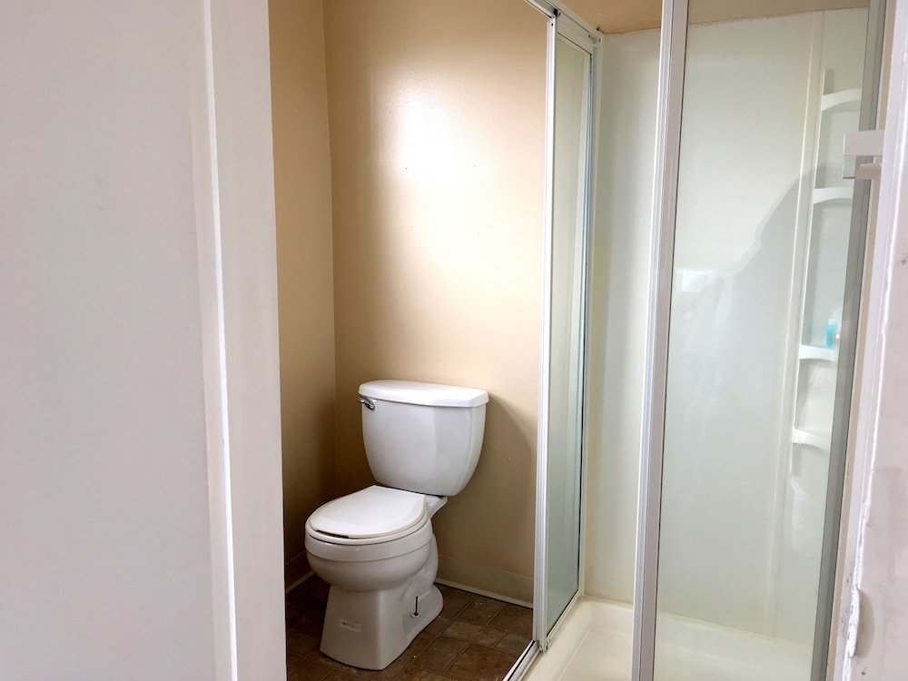 Belmar Inn - photo 24