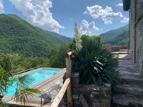Magic Mola - carbon neutral hotel in Zeri